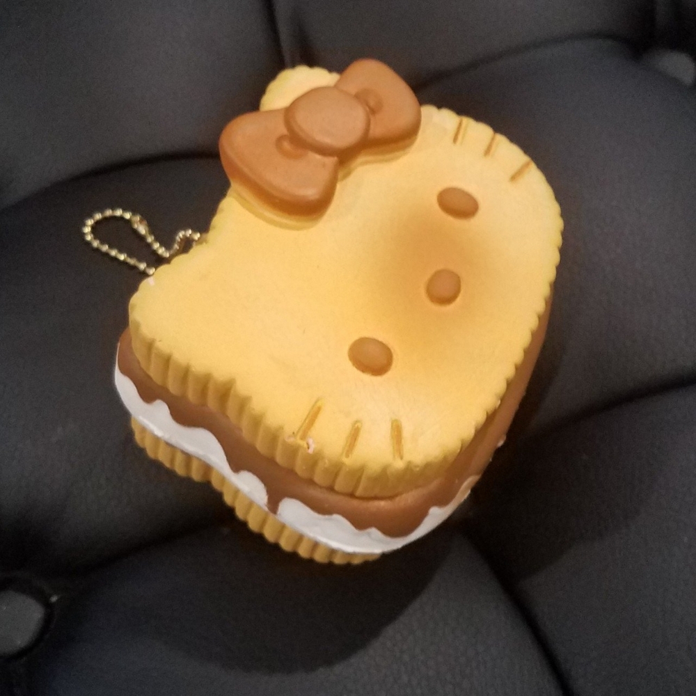 Hello Kitty S'more Squishy Stress BallKeychain Toy